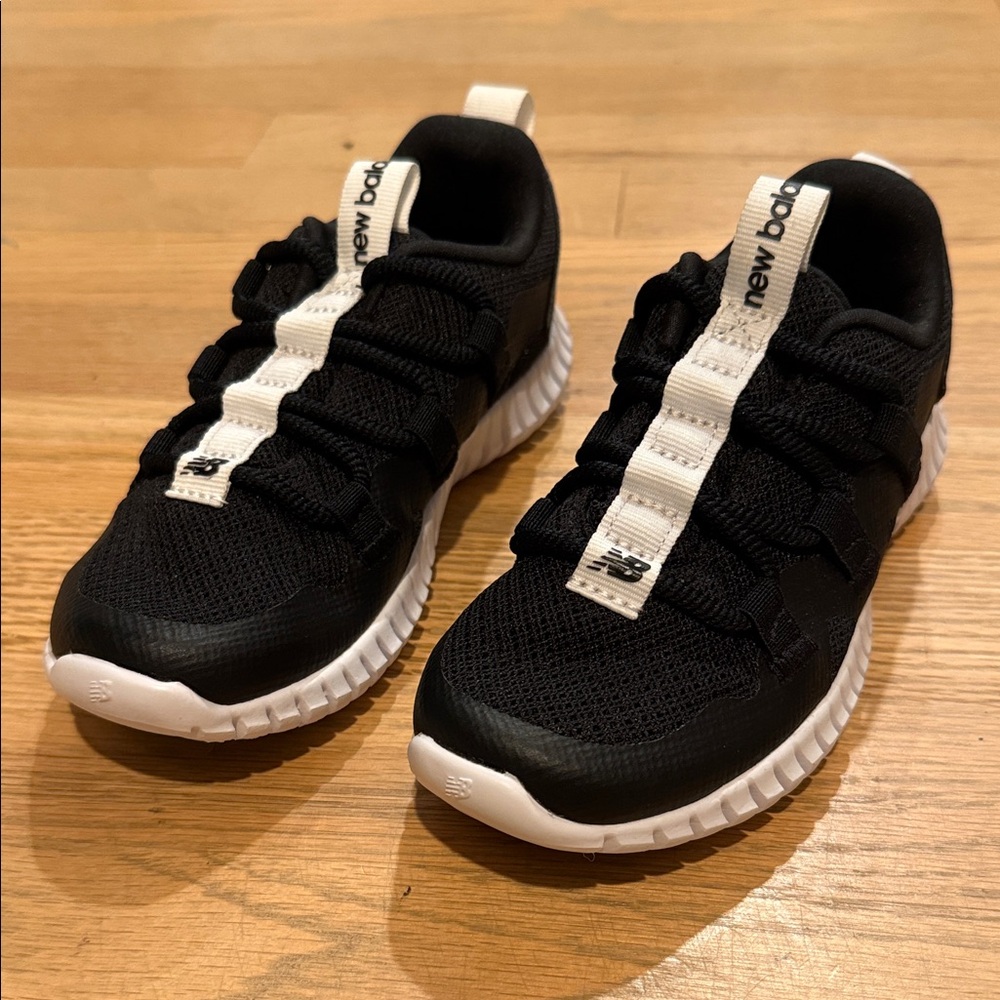 Kids’ New Balance Playgruv Sneakers – Black & White, Size 11.5